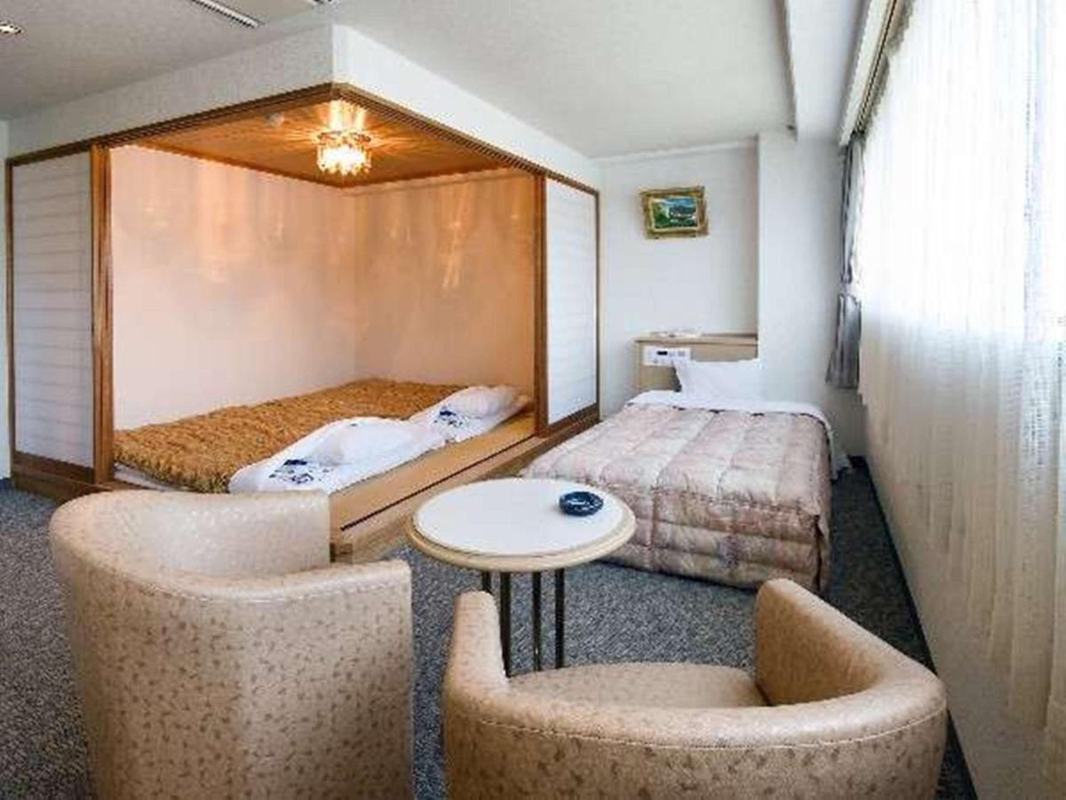 泰平酒店 松山 外观 照片